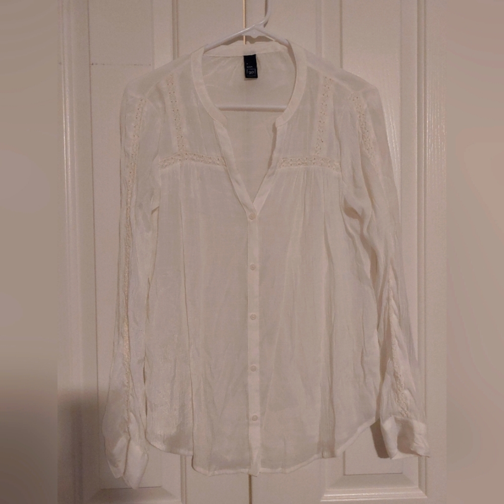 White Gap Shirt